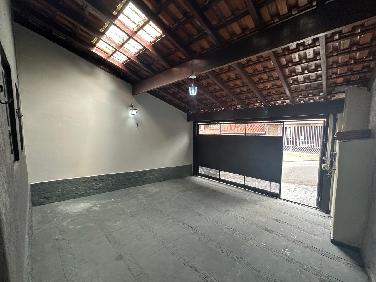 Casa Moderna com Cozinha Integrada, 3 Quartos e Área Gourmet Externa Casa Moderna com Cozinha Integrada, 3 Quartos e Área Gourmet Externa