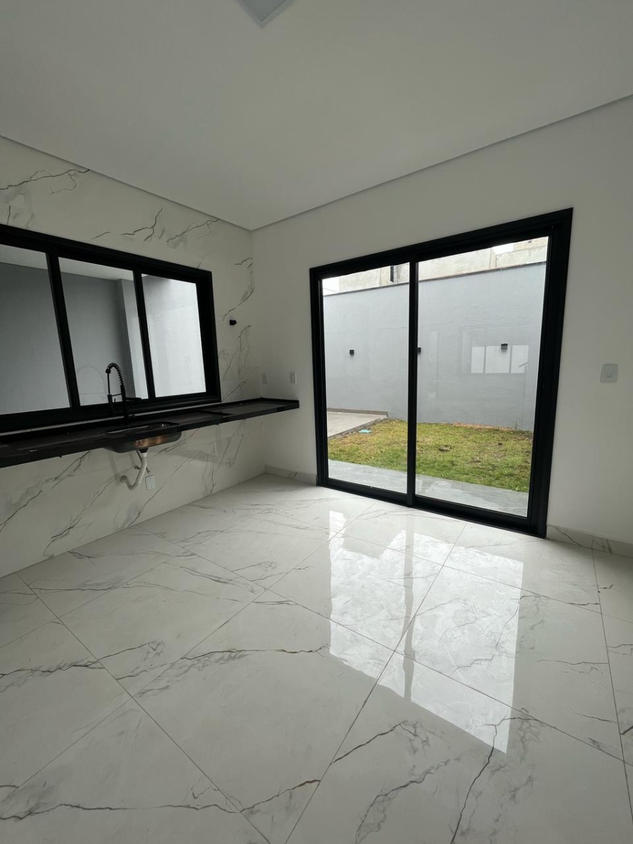 Casa com 3 Quartos, Suíte e Cozinha Integrada – Villa di César