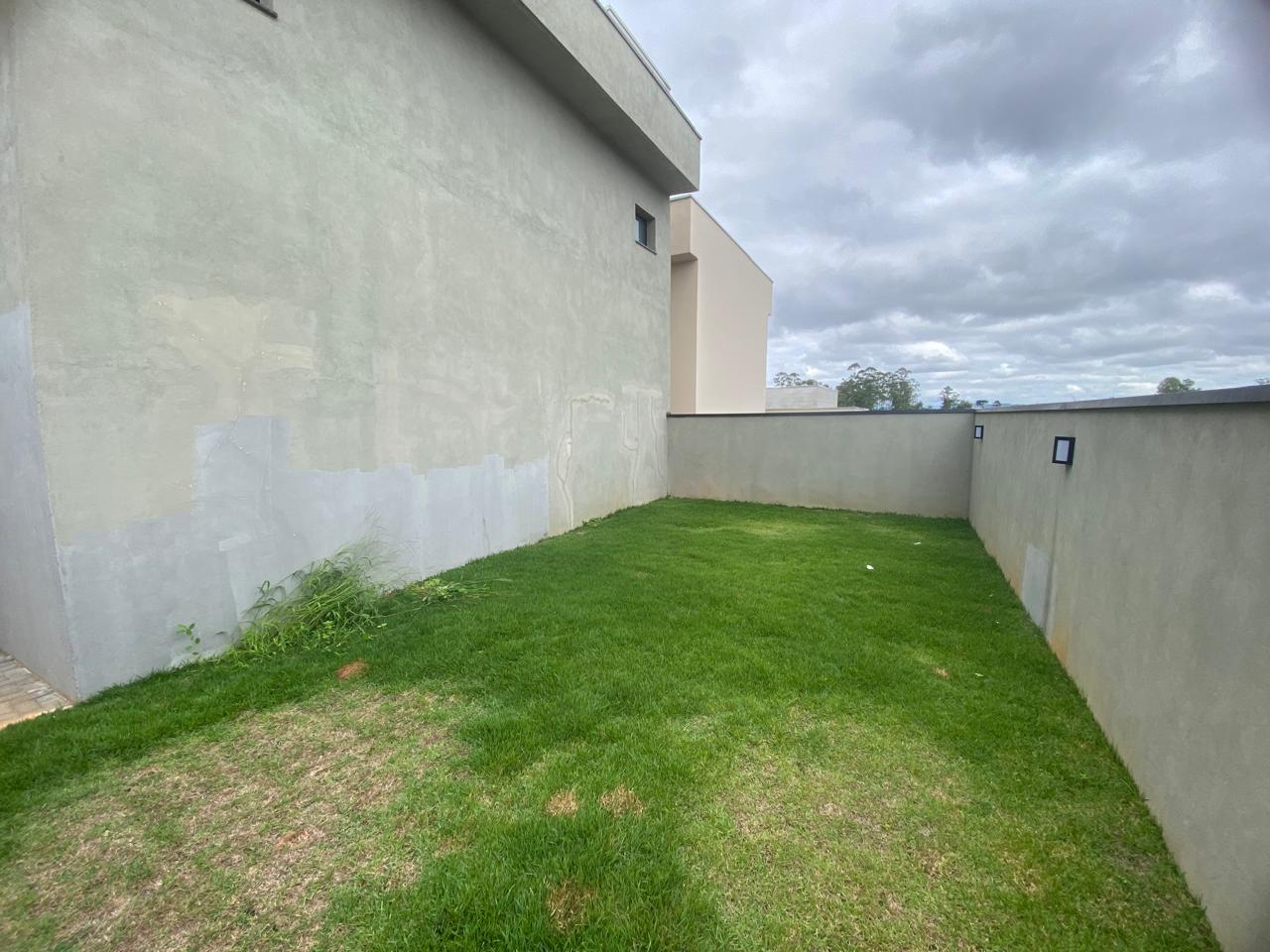 Casa com 2 suítes e quintal privativo no Botujuru - Imagem 14