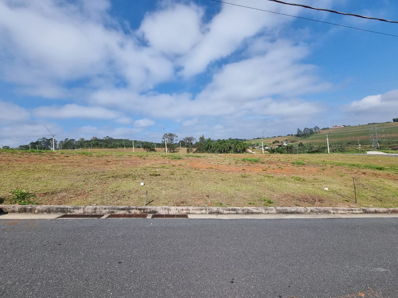 Terreno plano no Paradise Gardens – Lote R35 com 175m²