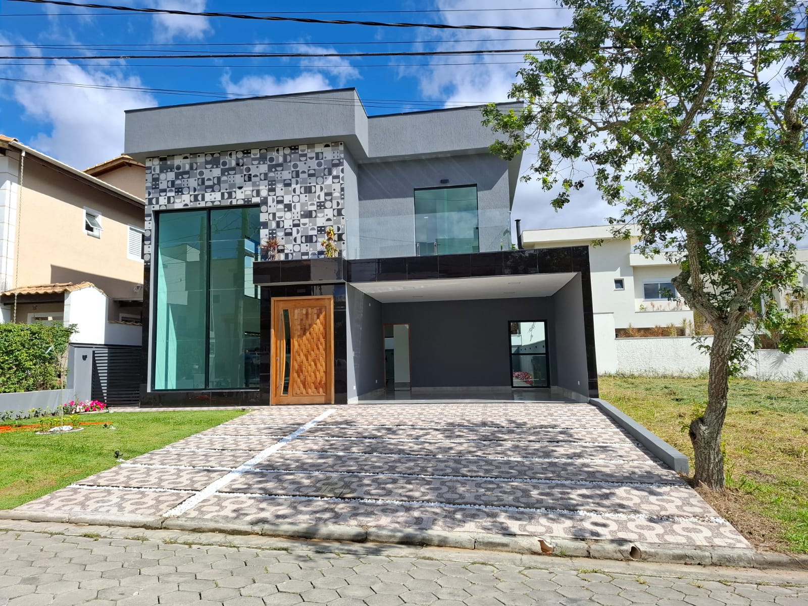 Condomínio Veredas – 319m², 3 suítes, 2 escritórios e gourmet por R$1.950.000! - Imagem 7