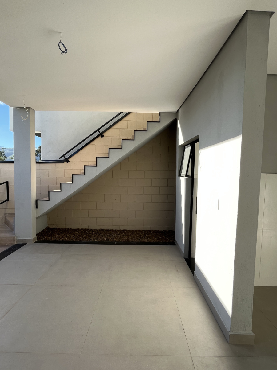 Casa no Botujuru – 90m² com vista livre, gourmet e R$ 560 mil