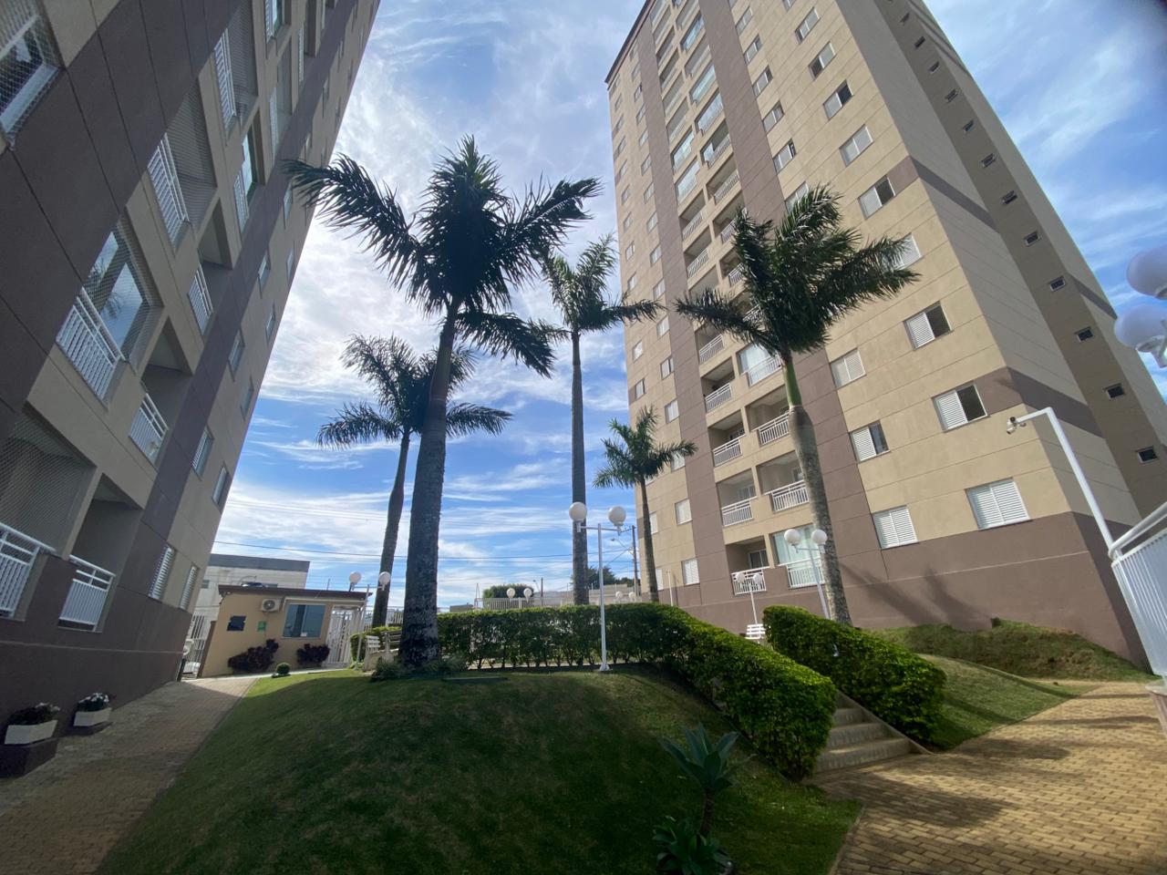 2 dorms (1 suíte), varanda gourmet, R$470 mil – Bella Colina