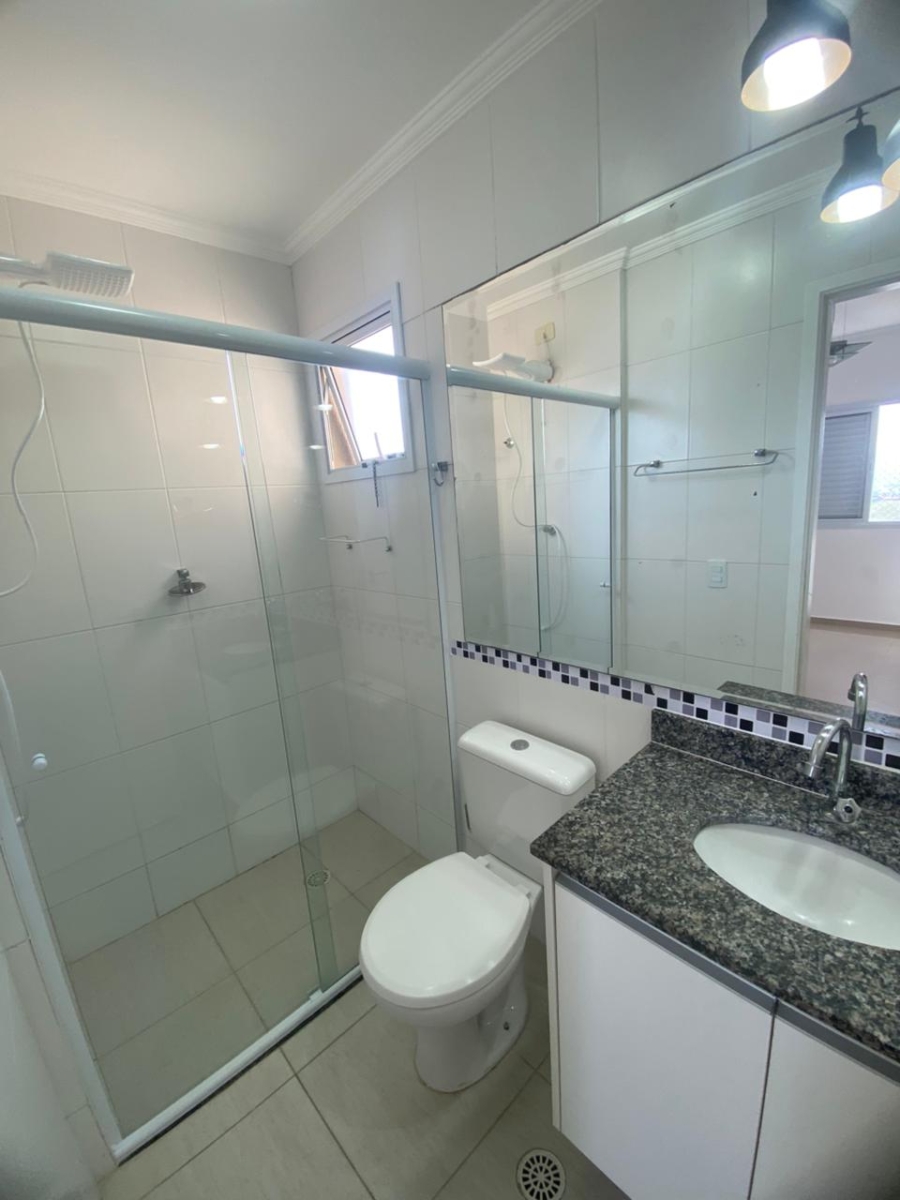 2 dorms (1 suíte), varanda gourmet, R$470 mil – Bella Colina