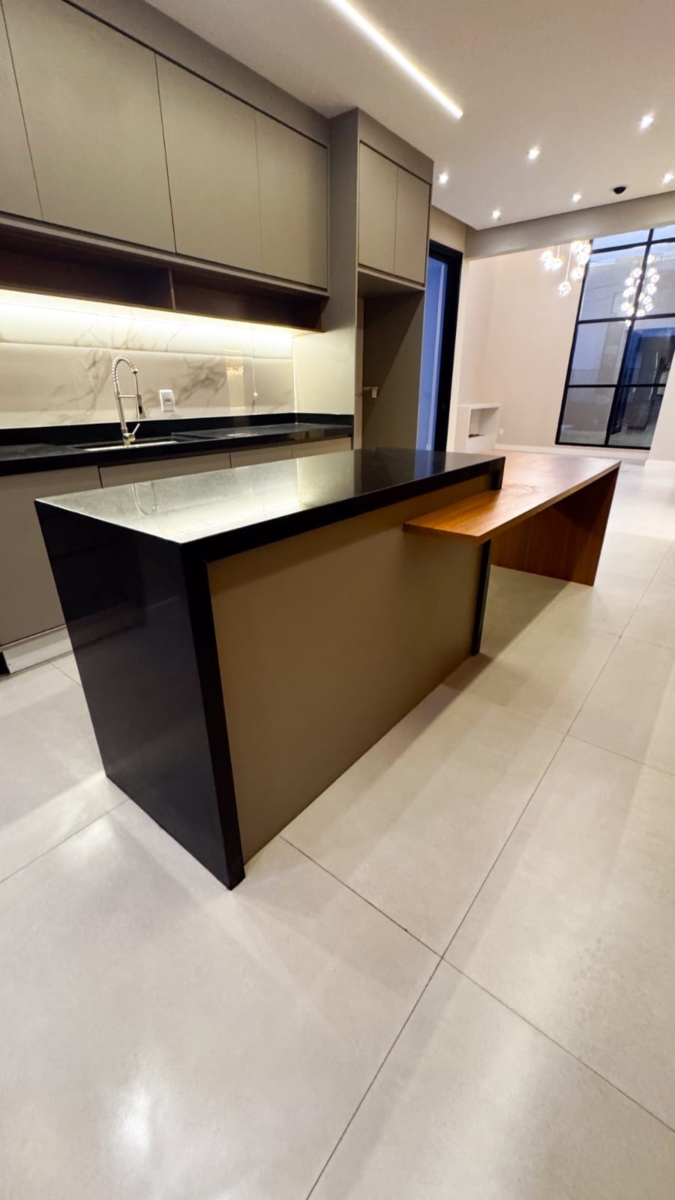 Casa térrea com 4 suítes, piscina, gourmet e automação – Mosaico Essence