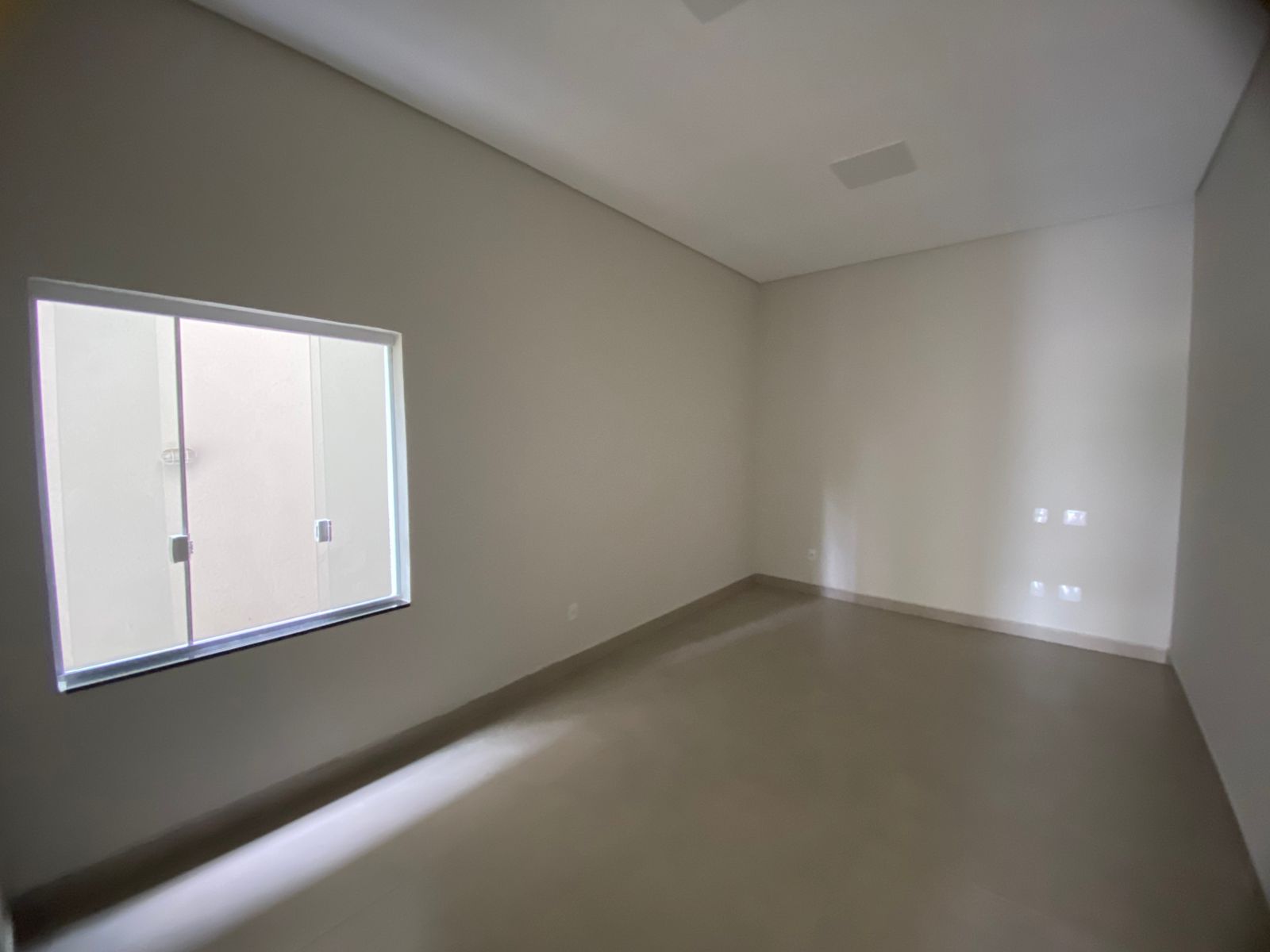 120m², 3 dormitórios (1 suíte) e quintal com churrasqueira – Botujuru - Imagem 5