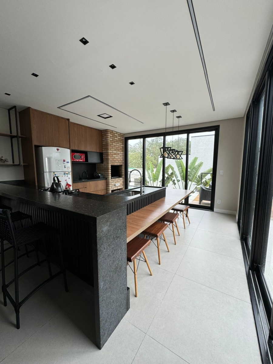 190m², 3 suítes, gourmet, piscina infinita e alto padrão –  Mosaico Essence