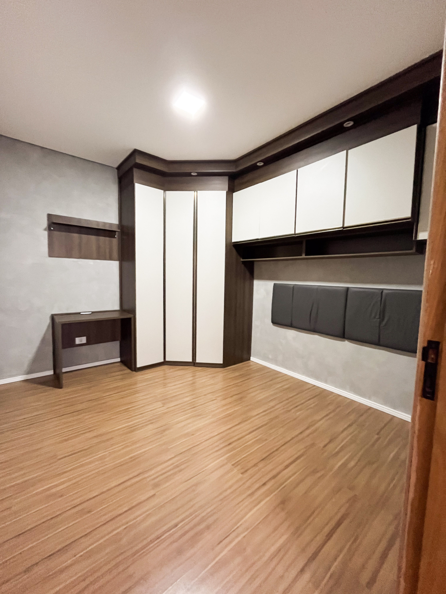 Casa térrea com suíte, closet, área gourmet e piscina – Condomínio Veneza