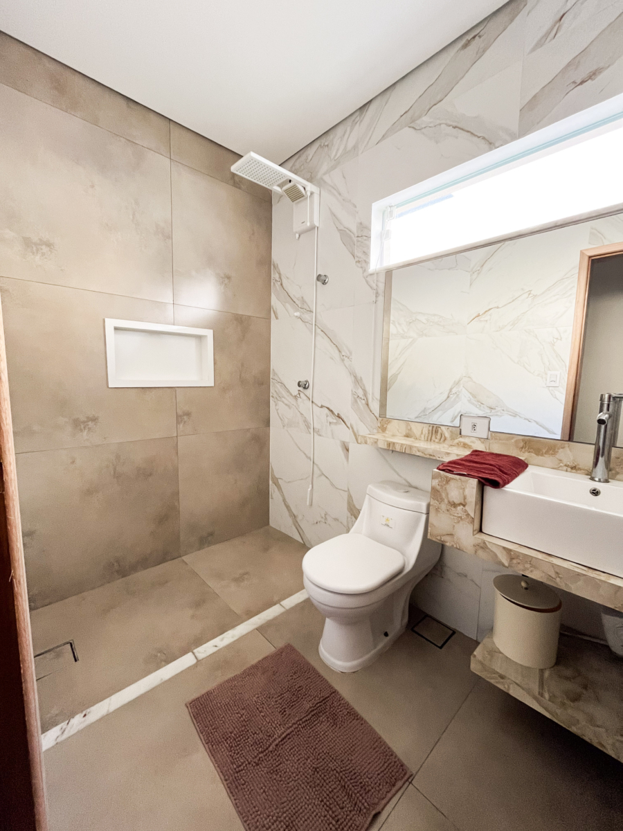 Casa térrea com suíte, closet, área gourmet e piscina – Condomínio Veneza