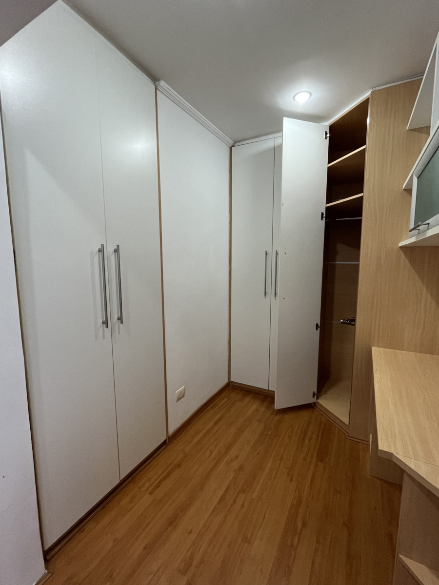 Casa com 4 quartos, suíte master com hidromassagem e gourmet – Vila Oliveira