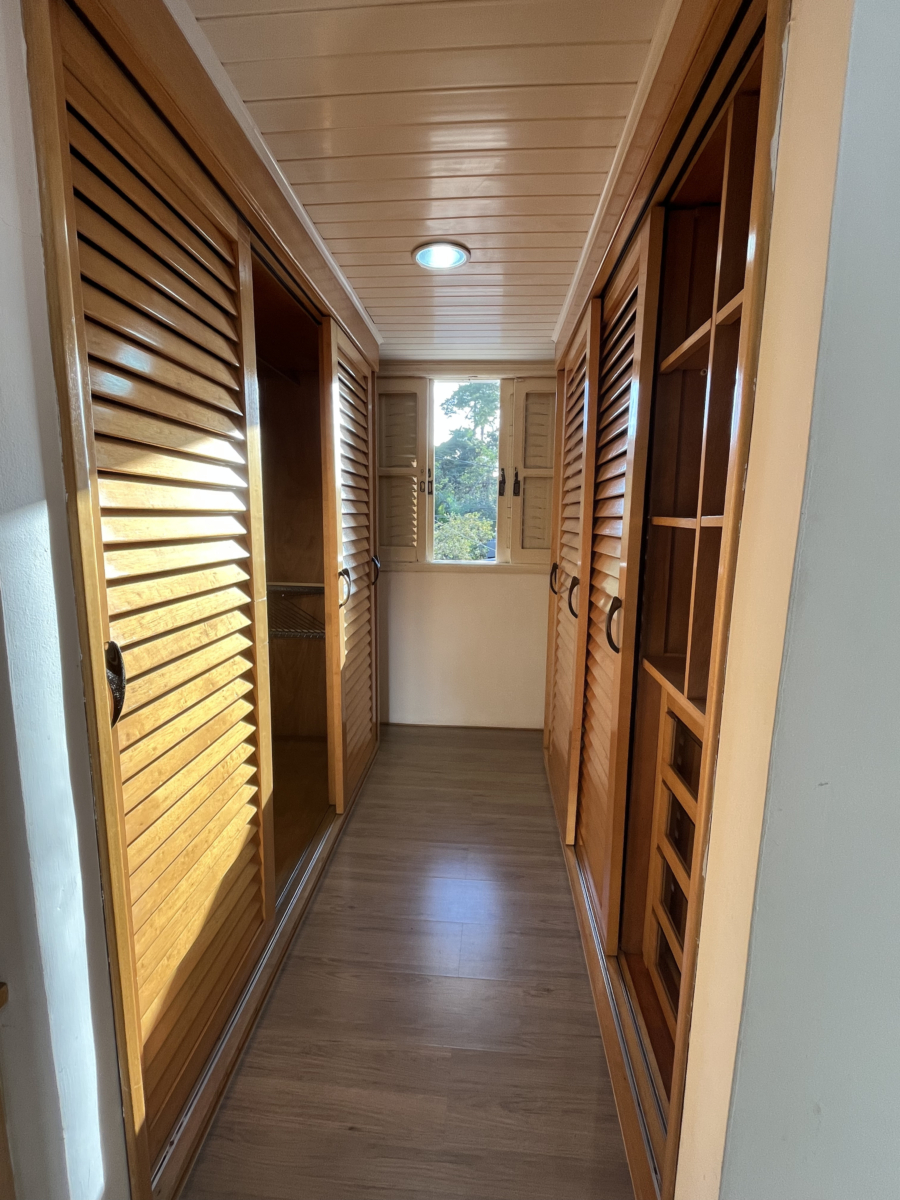 Casa com 4 quartos, suíte master com hidromassagem e gourmet – Vila Oliveira