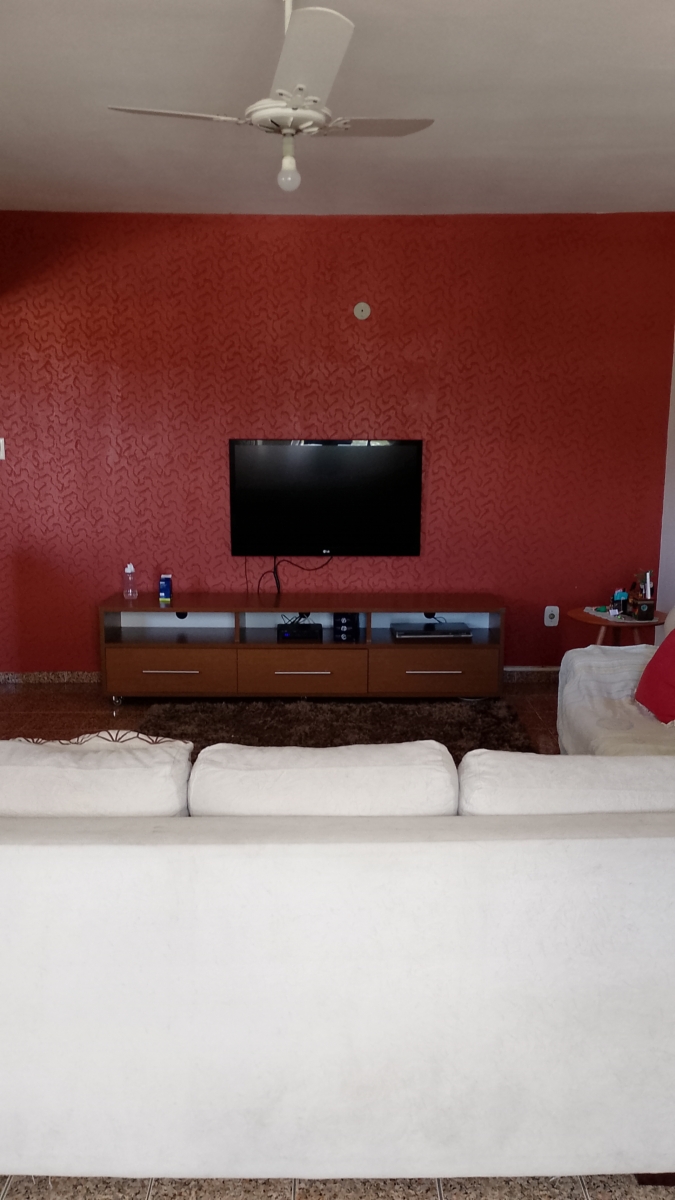 Sobrado 223m² com 3 Dormitórios, Suíte e Garagem 7 Carros – Rodeio - Imagem 17