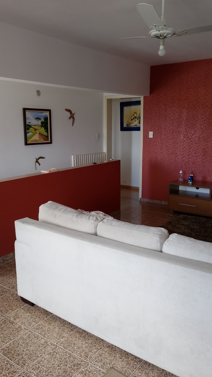 Sobrado 223m² com 3 Dormitórios, Suíte e Garagem 7 Carros – Rodeio - Imagem 51