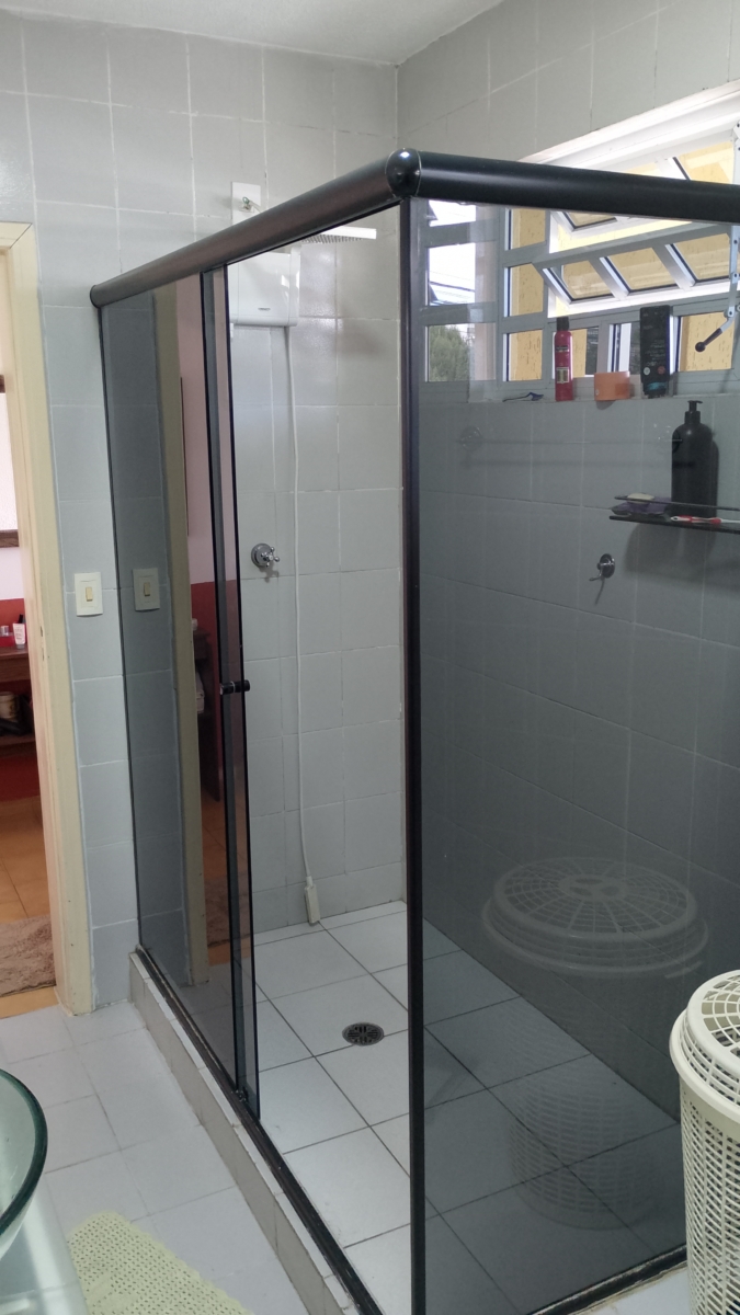 Sobrado 223m² com 3 Dormitórios, Suíte e Garagem 7 Carros – Rodeio - Imagem 36