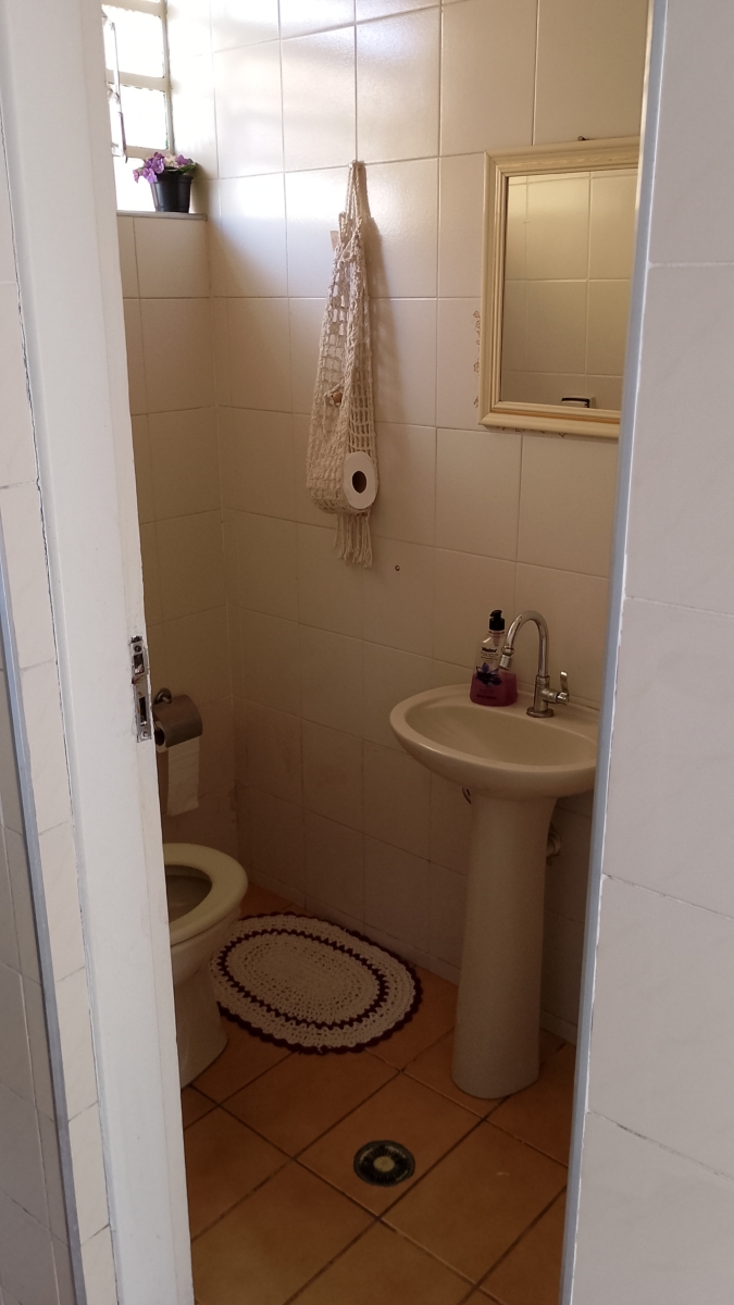 Sobrado 223m² com 3 Dormitórios, Suíte e Garagem 7 Carros – Rodeio - Imagem 27