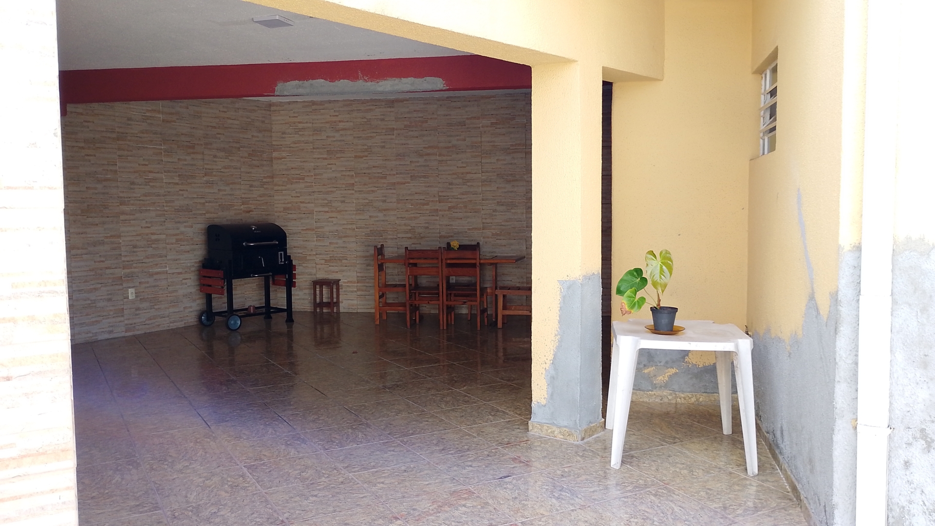 Sobrado 223m² com 3 Dormitórios, Suíte e Garagem 7 Carros – Rodeio - Imagem 11