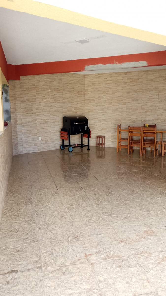 Sobrado 223m² com 3 Dormitórios, Suíte e Garagem 7 Carros – Rodeio - Imagem 5