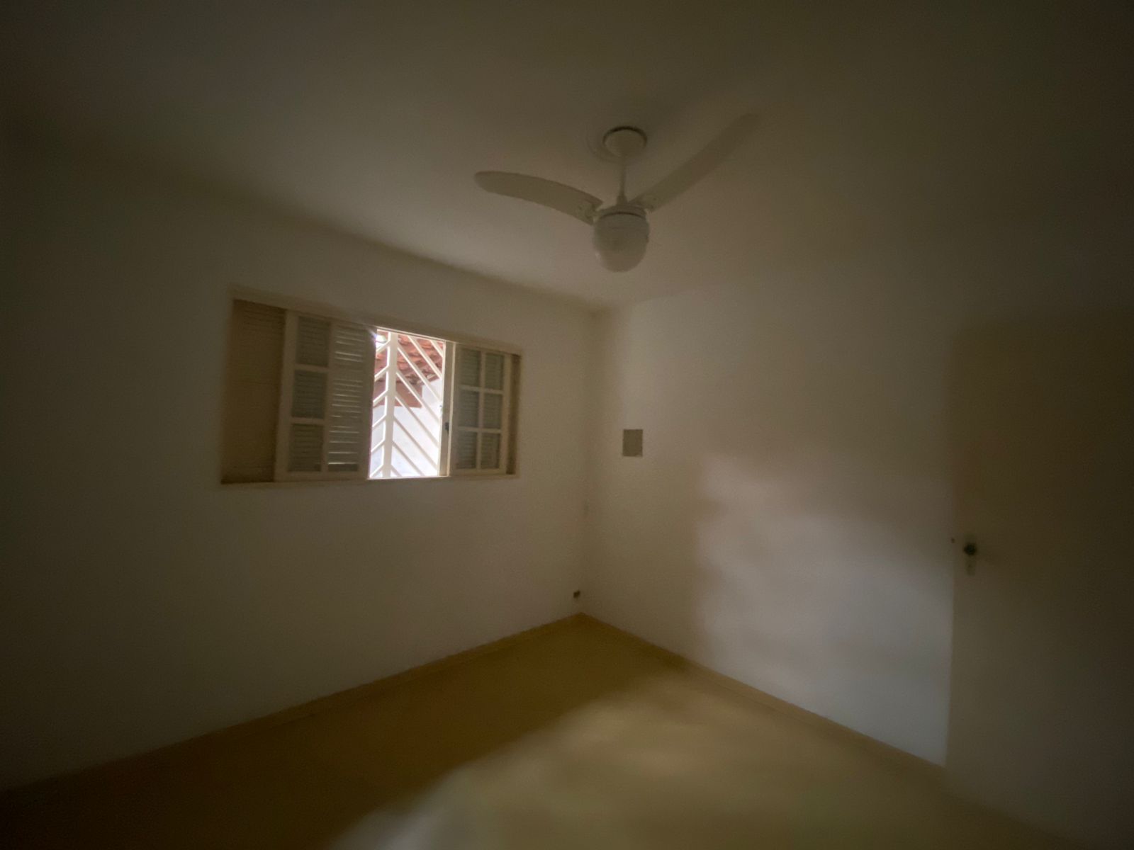 Casa térrea 49m² com 2 dorms, quintal e 2 vagas cobertas – Cézar de Souza - Imagem 20