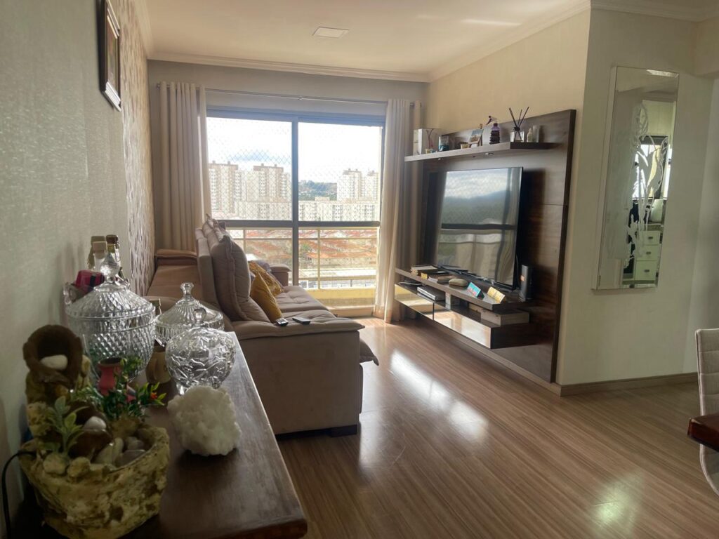 Apto 92m² com suíte e varanda, 2 vagas e elétrica nova – Mont Serrat - Apto 92m² com suíte e varanda, 2 vagas e elétrica nova – Mont Serrat