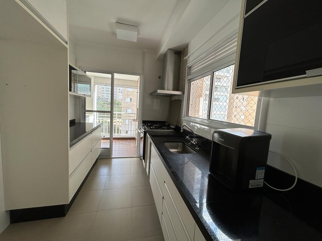 Apto 125m² com 3 suítes e varanda gourmet com churrasqueira – Home Club