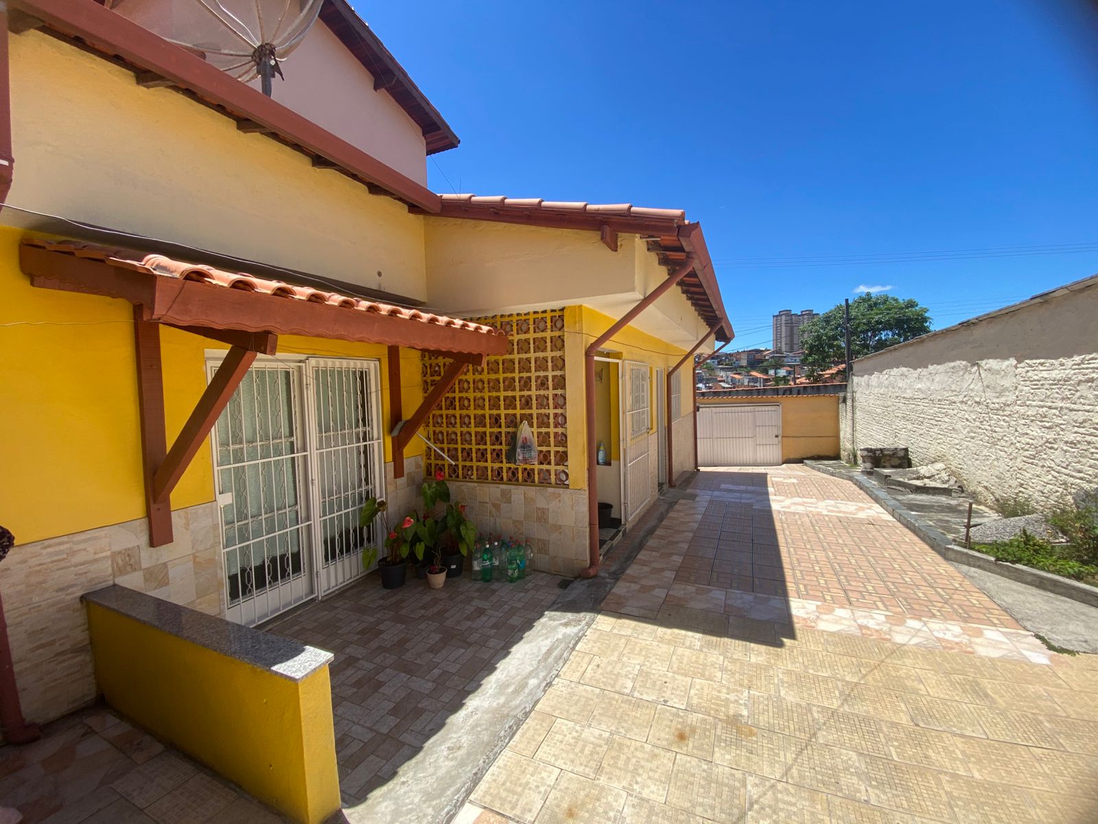 Casa 82m² com 2 dorms (1 suíte), copa e garagem coberta – Cezar de Souza