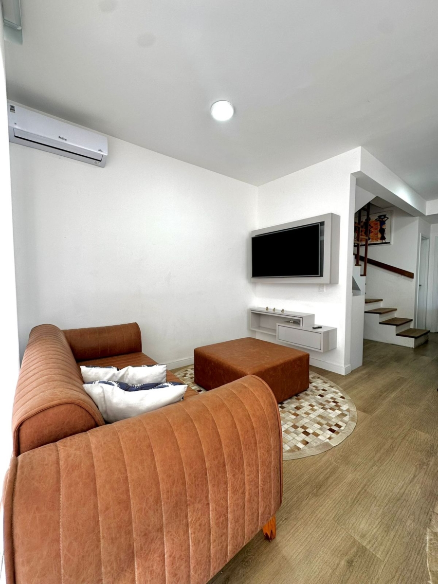 Casa 117m² com 3 dorms, suíte, gourmet com ofurô e 2 vagas cobertas – Reserva Ipoema