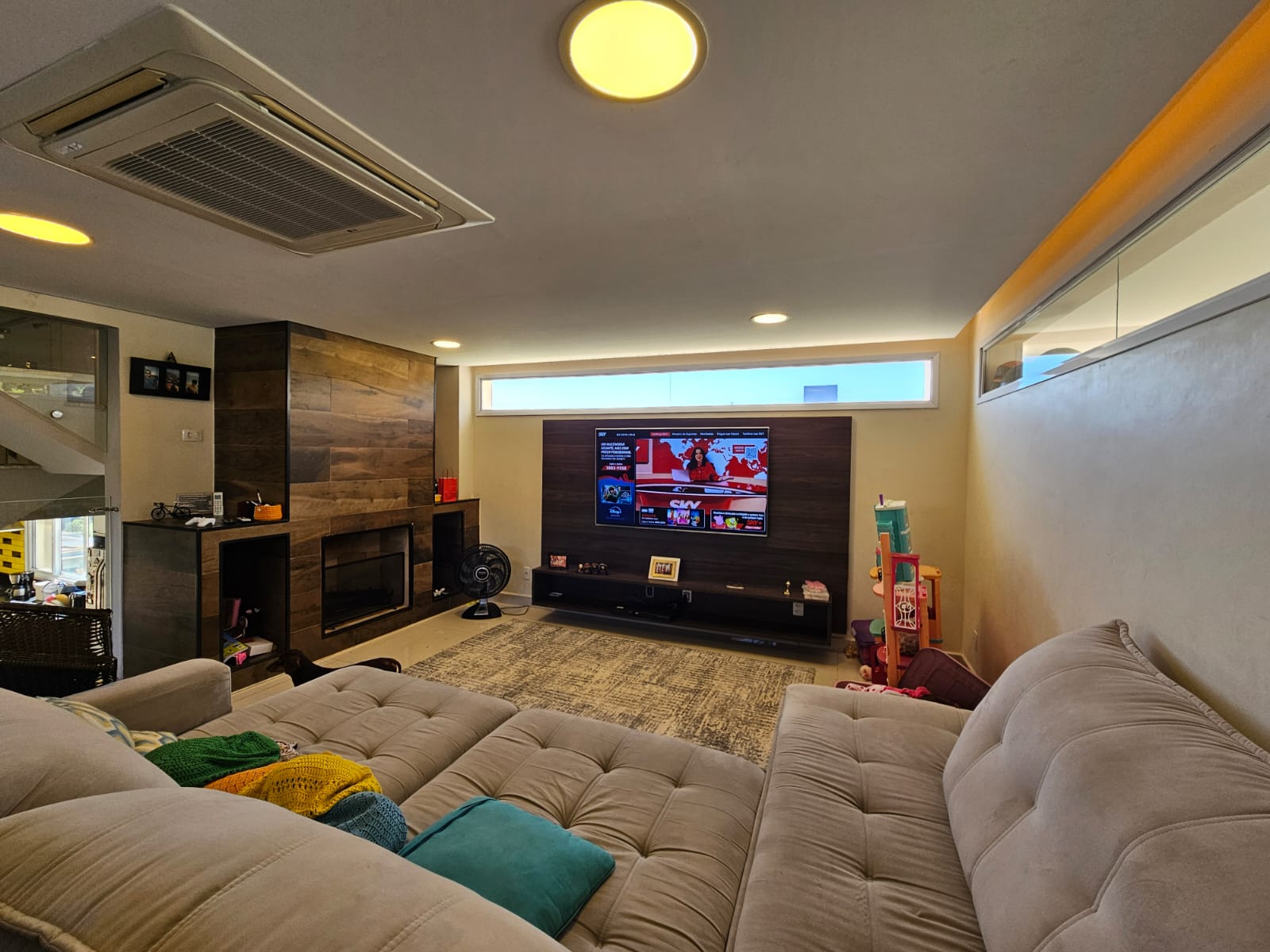 Casa com 3 suítes, área gourmet, lareira e jacuzzi exclusiva – Bella Città