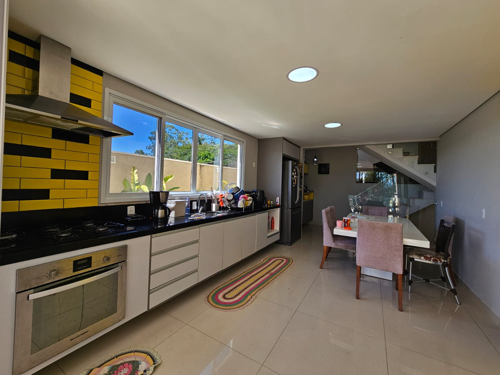 Casa com 3 suítes, área gourmet, lareira e jacuzzi exclusiva – Bella Città - Imagem 15