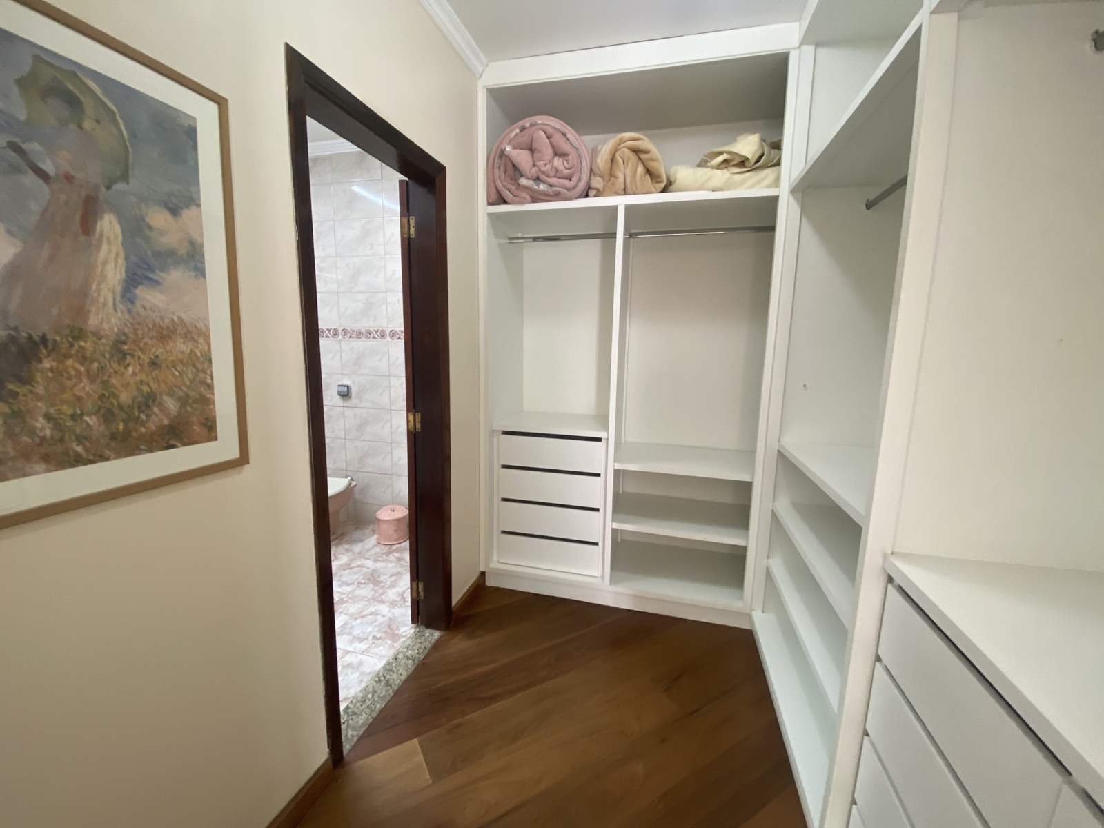 Sobrado com 3 dormitórios, piscina e área gourmet – Vila Oliveira - Imagem 17