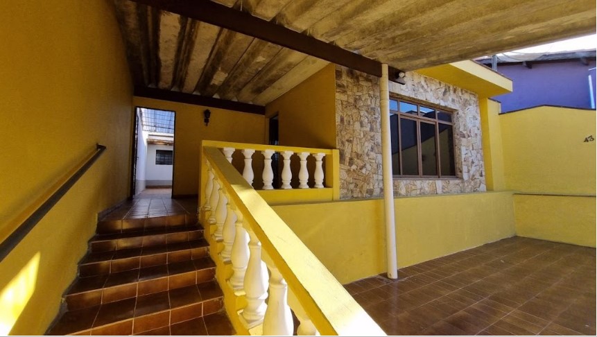 Casa térrea com 2 quartos, 2 vagas e terreno amplo – Cezar de Souza - Imagem 13