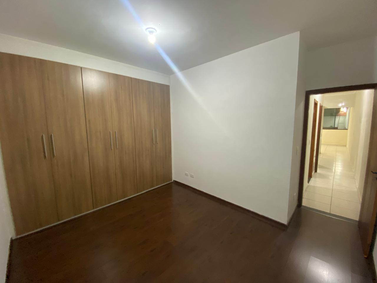 Casa térrea com 75m² com 2 dormitórios, área gourmet e 2 vagas cobertas