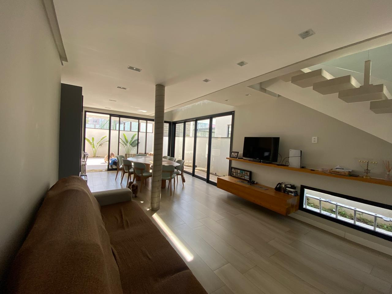 Casa com 4 dormitórios, 3 suítes e energia solar – Bella Cittá Villagio 2