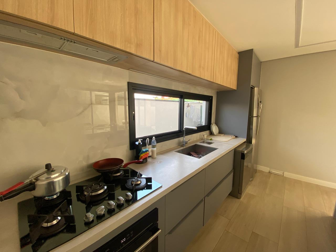 Casa com 4 dormitórios, 3 suítes e energia solar – Bella Cittá Villagio 2 - Imagem 16