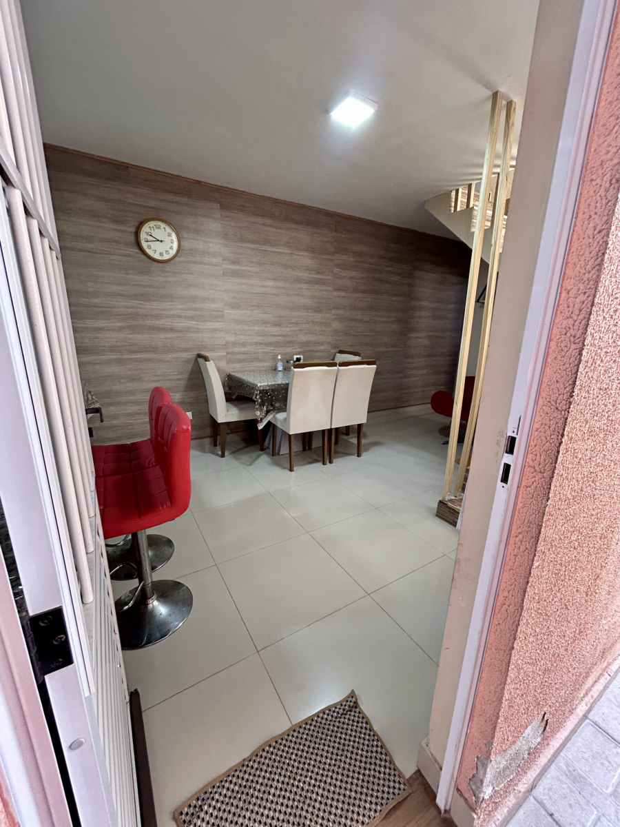 Sobrado com 2 suítes, área gourmet e quintal – Cezar de Souza - Imagem 5