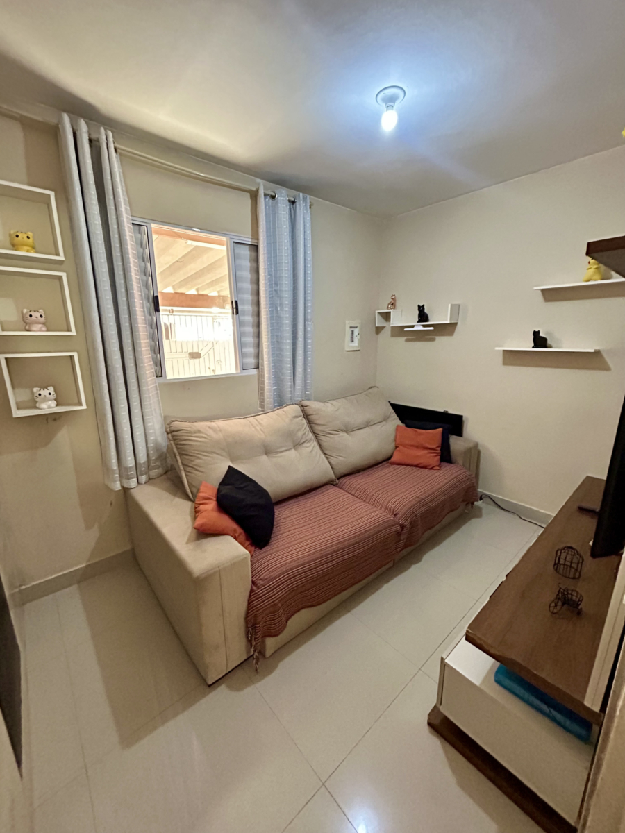 Sobrado com 2 suítes, área gourmet e quintal – Cezar de Souza