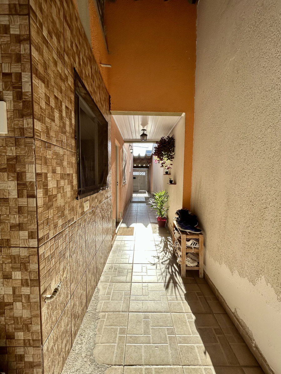 Sobrado com 2 suítes, área gourmet e quintal – Cezar de Souza - Imagem 24